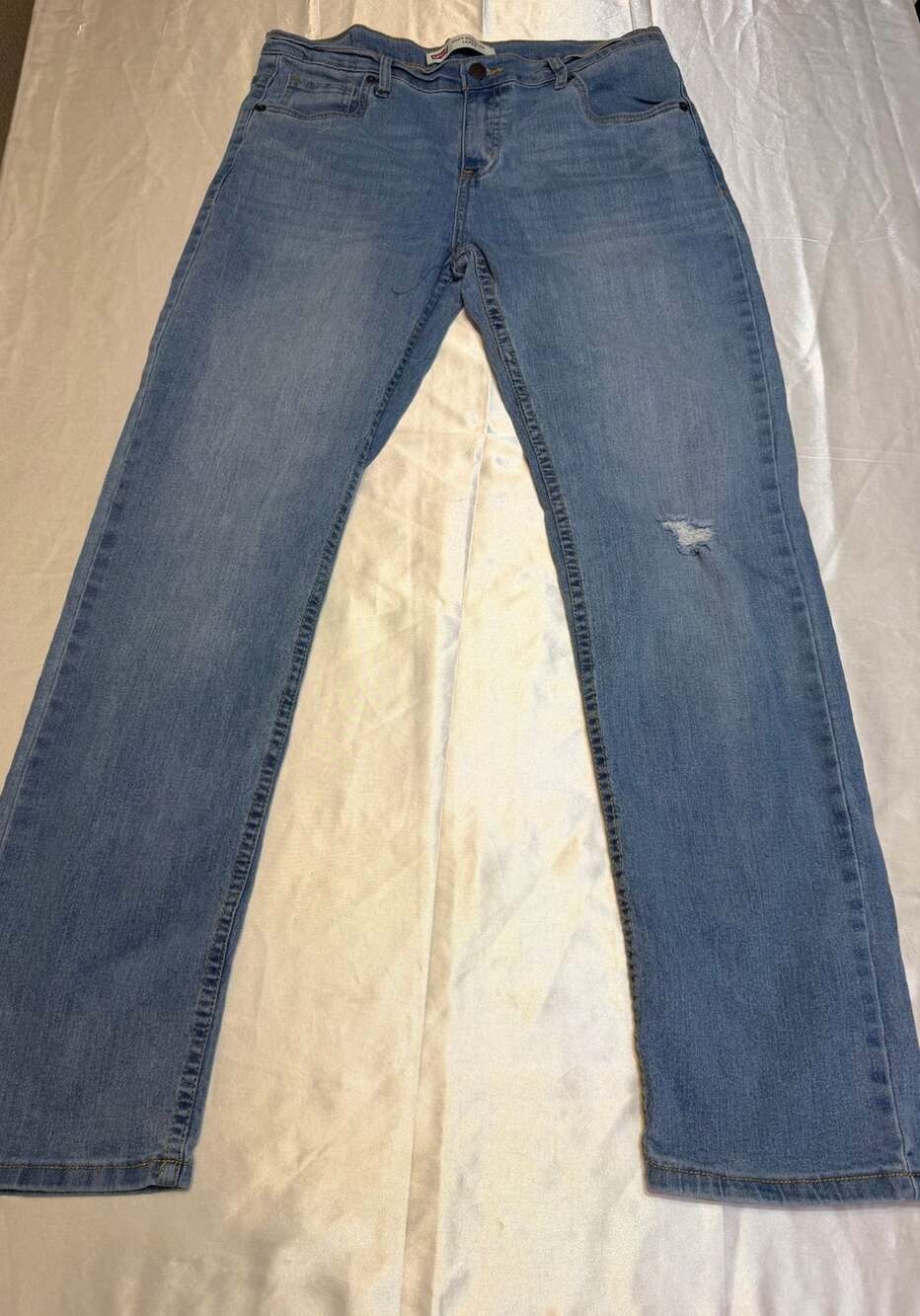 Levi's 502 Regular Taper Distressed Jeans 20 Reg
